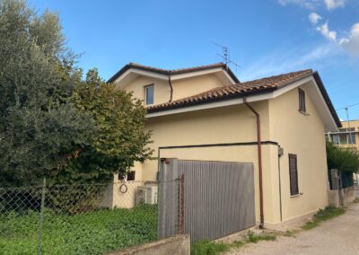 Villa unifamiliare con giardino esclusivo