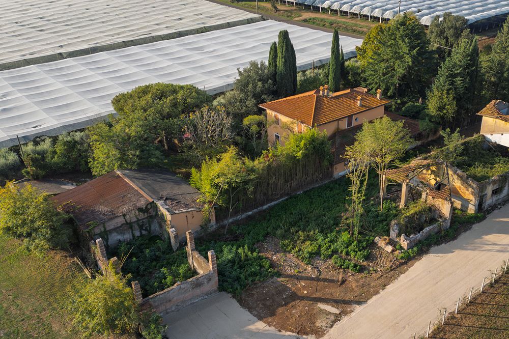 Splendido Casale indipendente a Ninfa